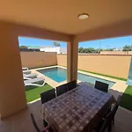Villa Raquel