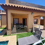 Villa Raquel